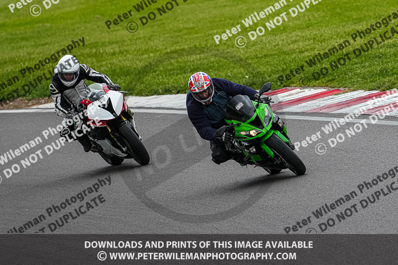 donington no limits trackday;donington park photographs;donington trackday photographs;estoril;event digital images;motorbikes;no limits;no limits trackdays;peter wileman photography;portugal;trackday;trackday digital images;trackday photos